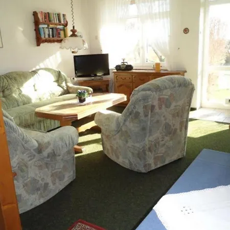 Unterm-reetdach-whg-5-unten-links Apartment *