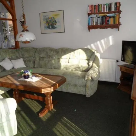 Unterm-reetdach-whg-5-unten-links Borkum